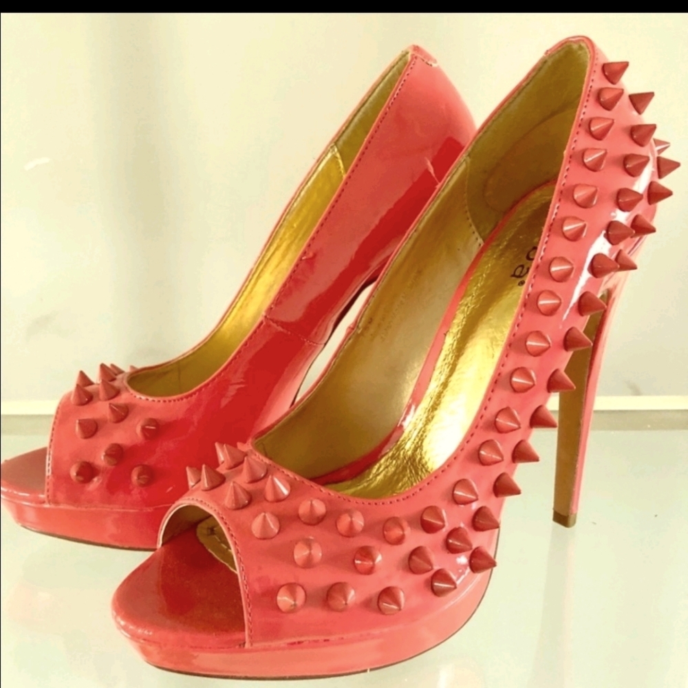 Diba Spiked heels